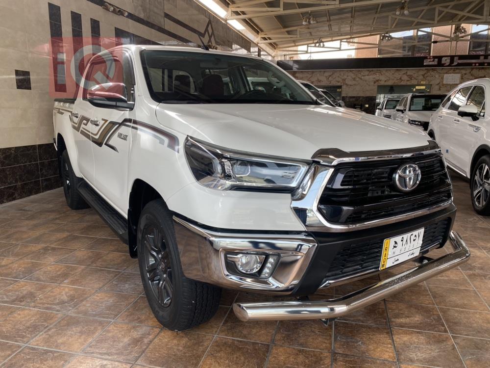 تويوتا هايلوكس